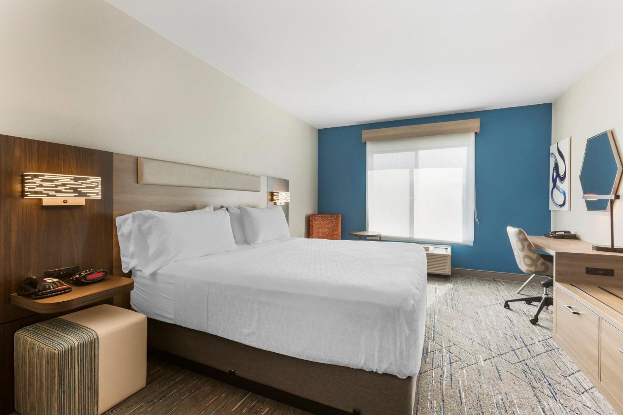 Holiday Inn Express Belgrade-Bozeman Area By Ihg Exterior photo